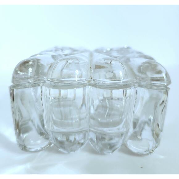 Vintage Clear Pressed Glass Vanity Trinket Jewelry Box with Lid - Picture 5 of 8